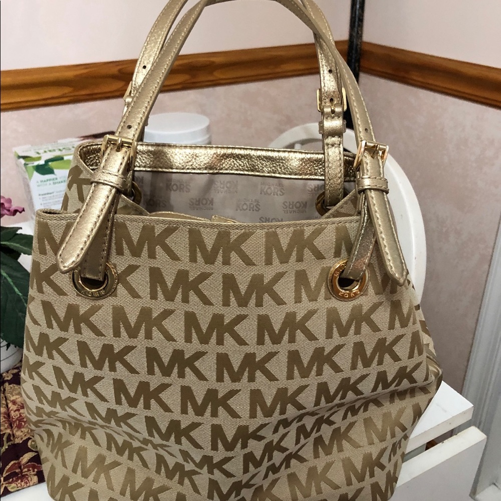 Michael Kohl’s Pocketbook